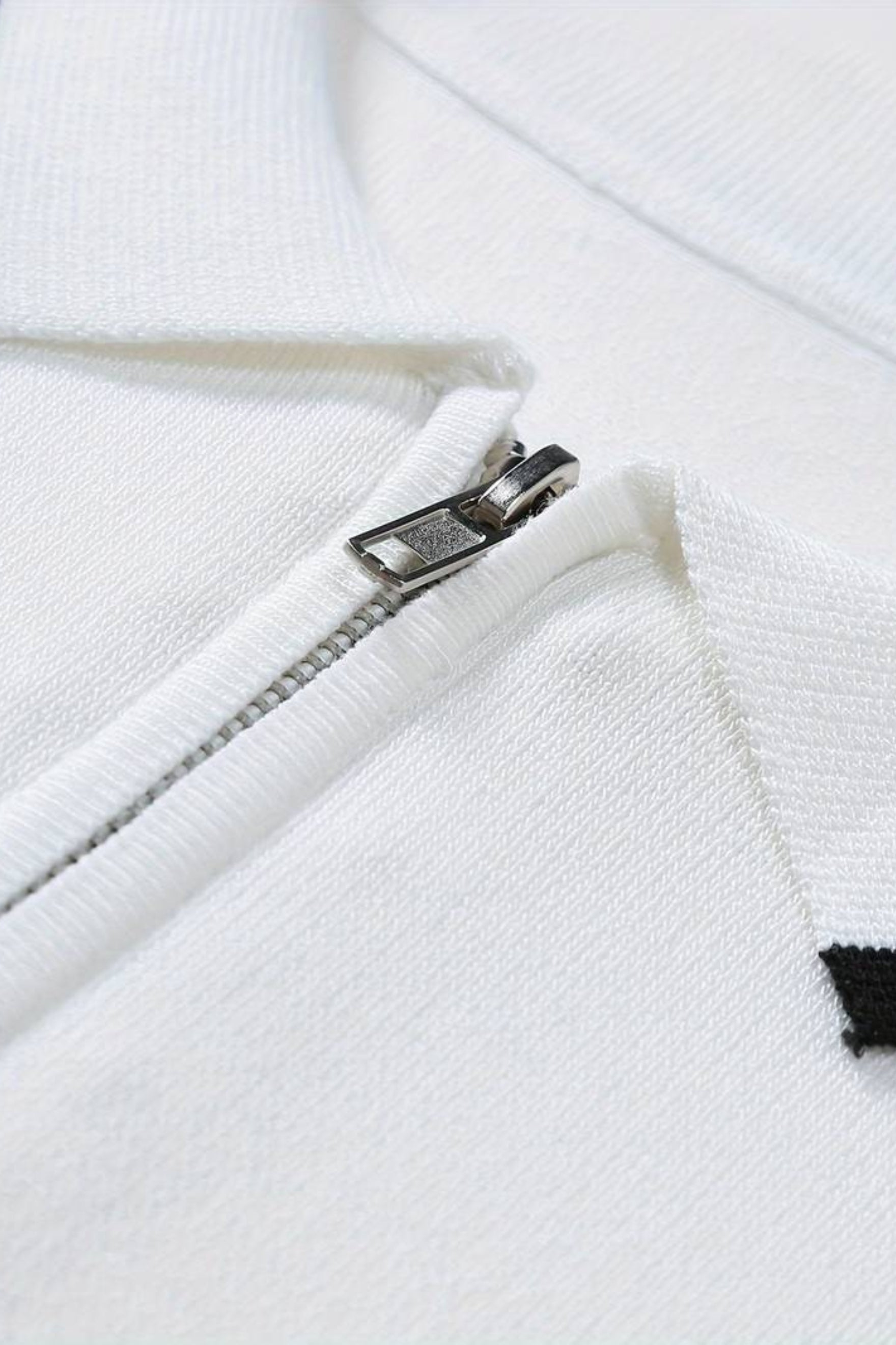 Knitted Quarter Zip Golf Polo Shirt for Men - Comfortable Performance Wear