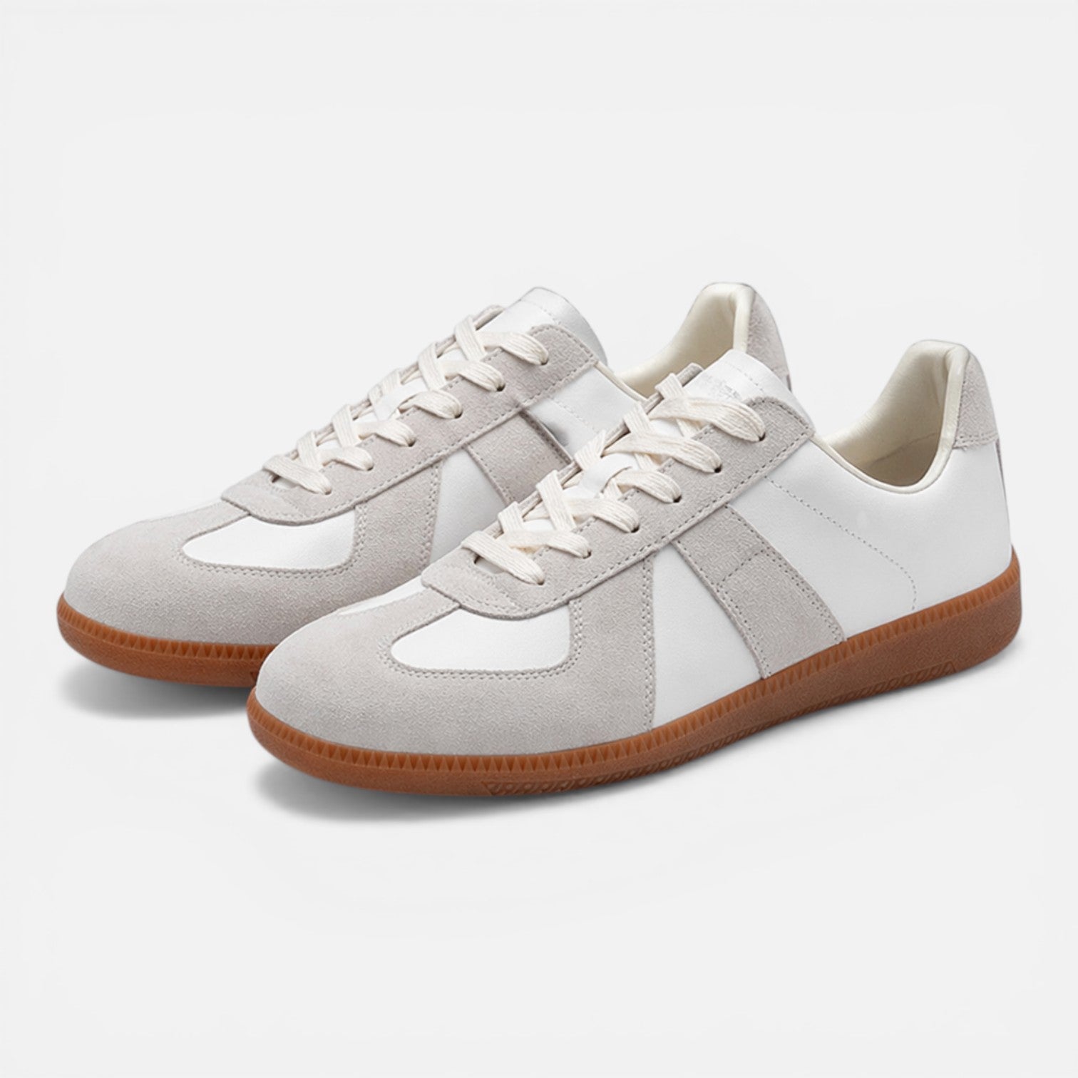 Men's Leather Lace-Up Low-Top Sneakers for Casual Wear