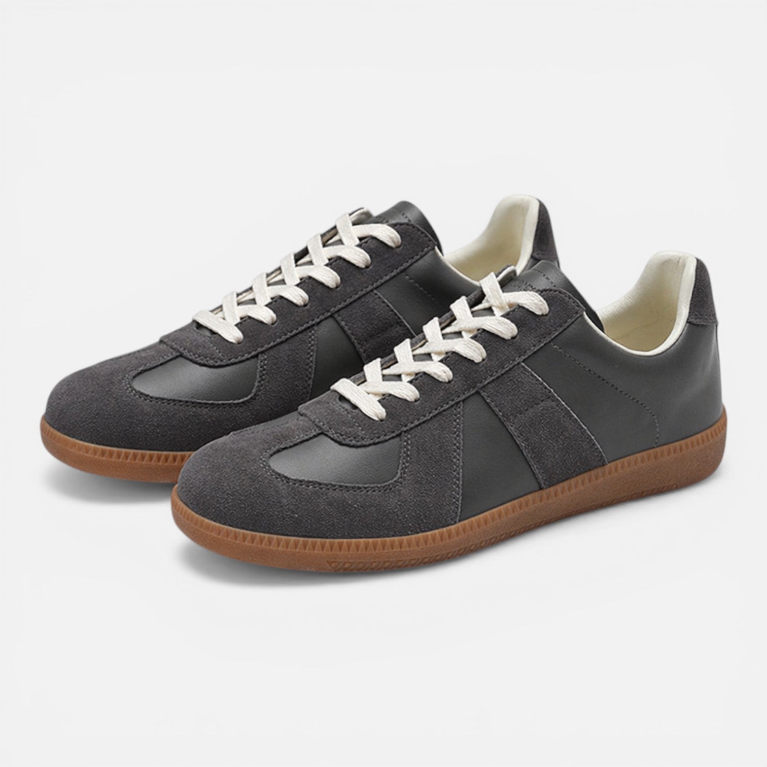 Men's Leather Lace-Up Low-Top Sneakers for Casual Wear