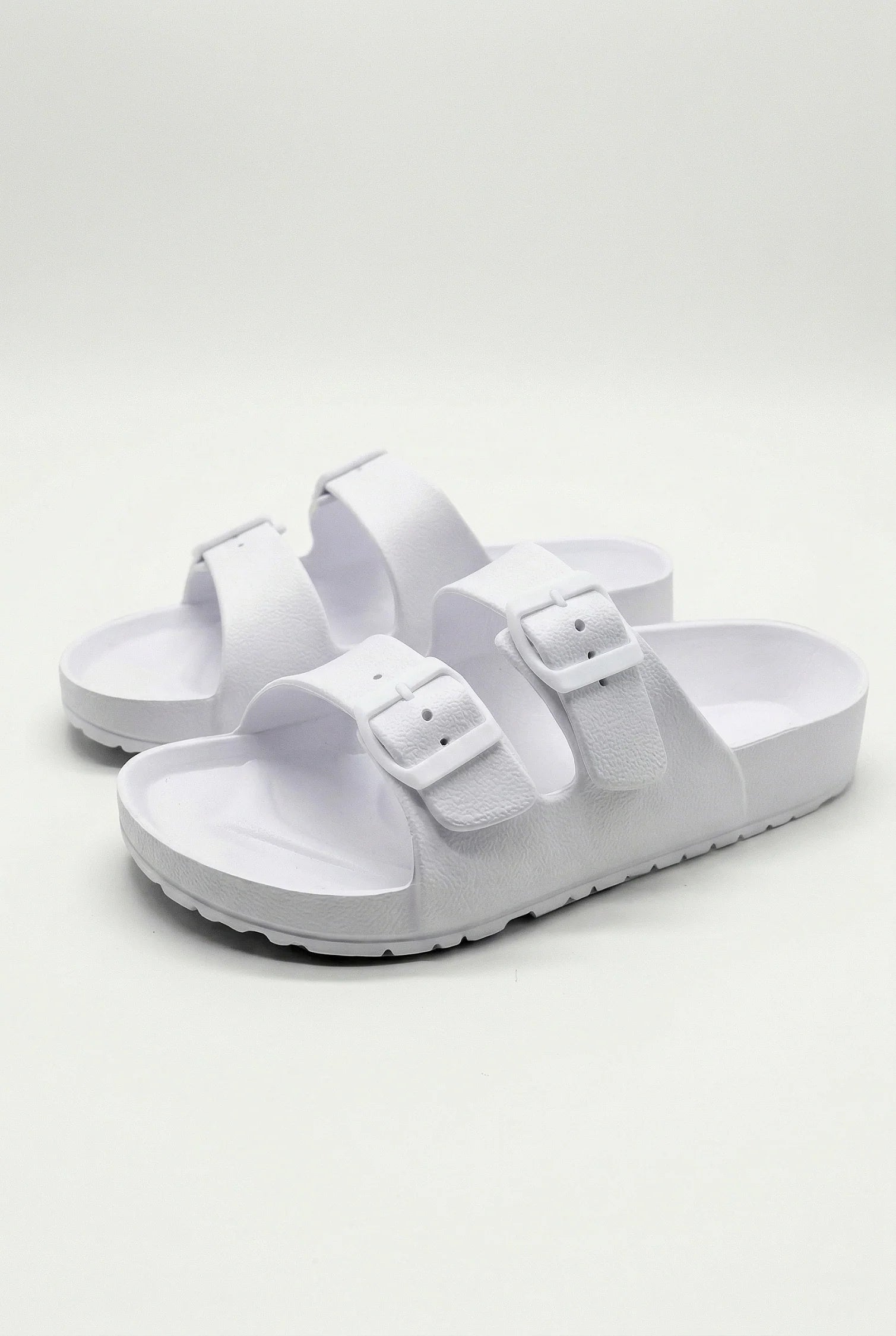 Men's Summer Sandals - Comfortable Casual Footwear for Warm Weather