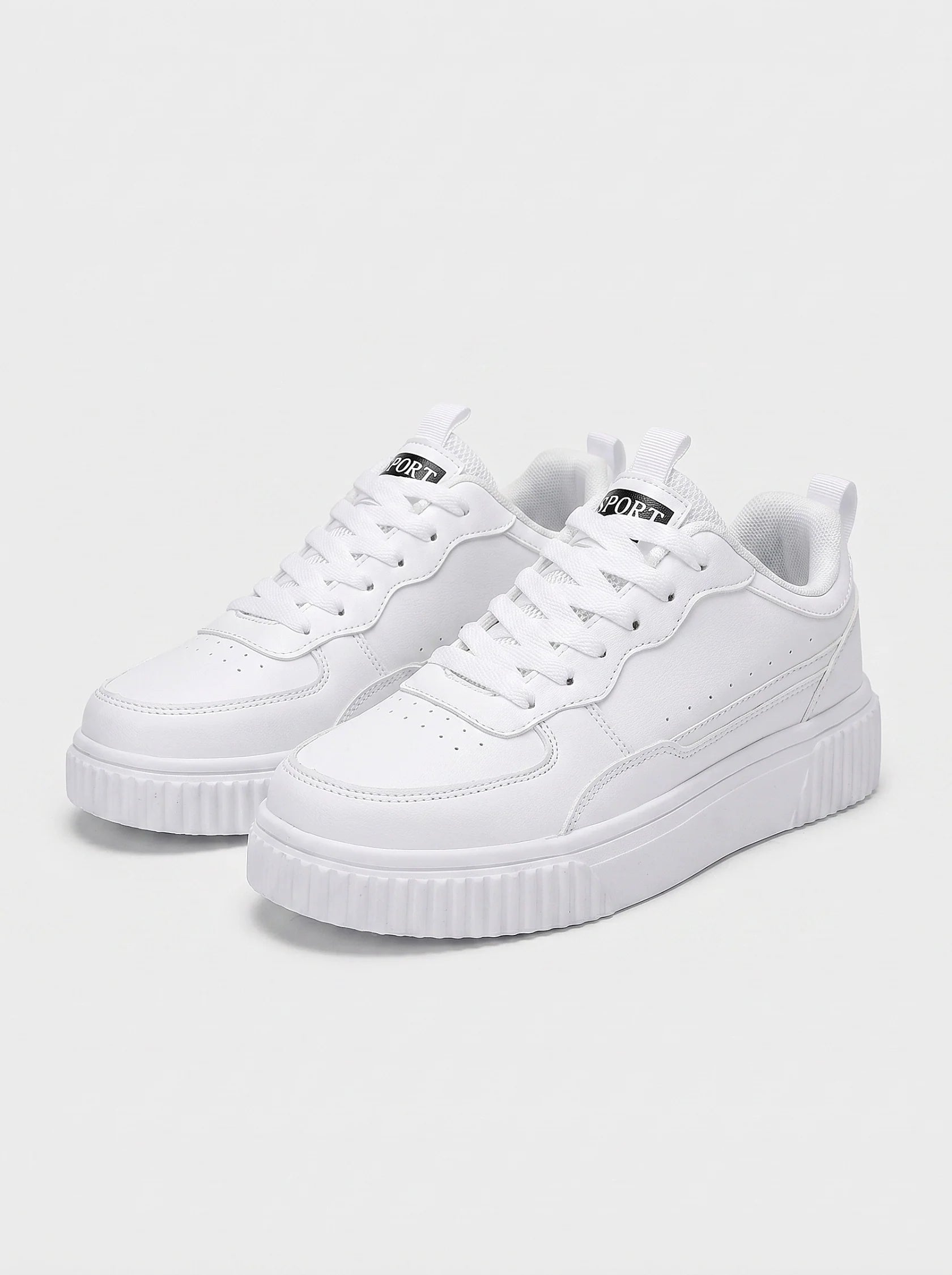 Men's White Leather Trainers for Casual Wear and Everyday Comfort