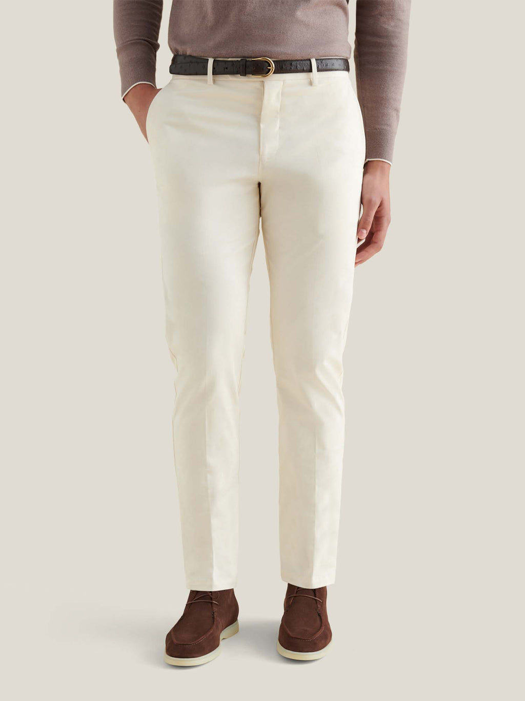 Stretch Cotton Trouser in Egret - Casual Wear for Everyday Comfort