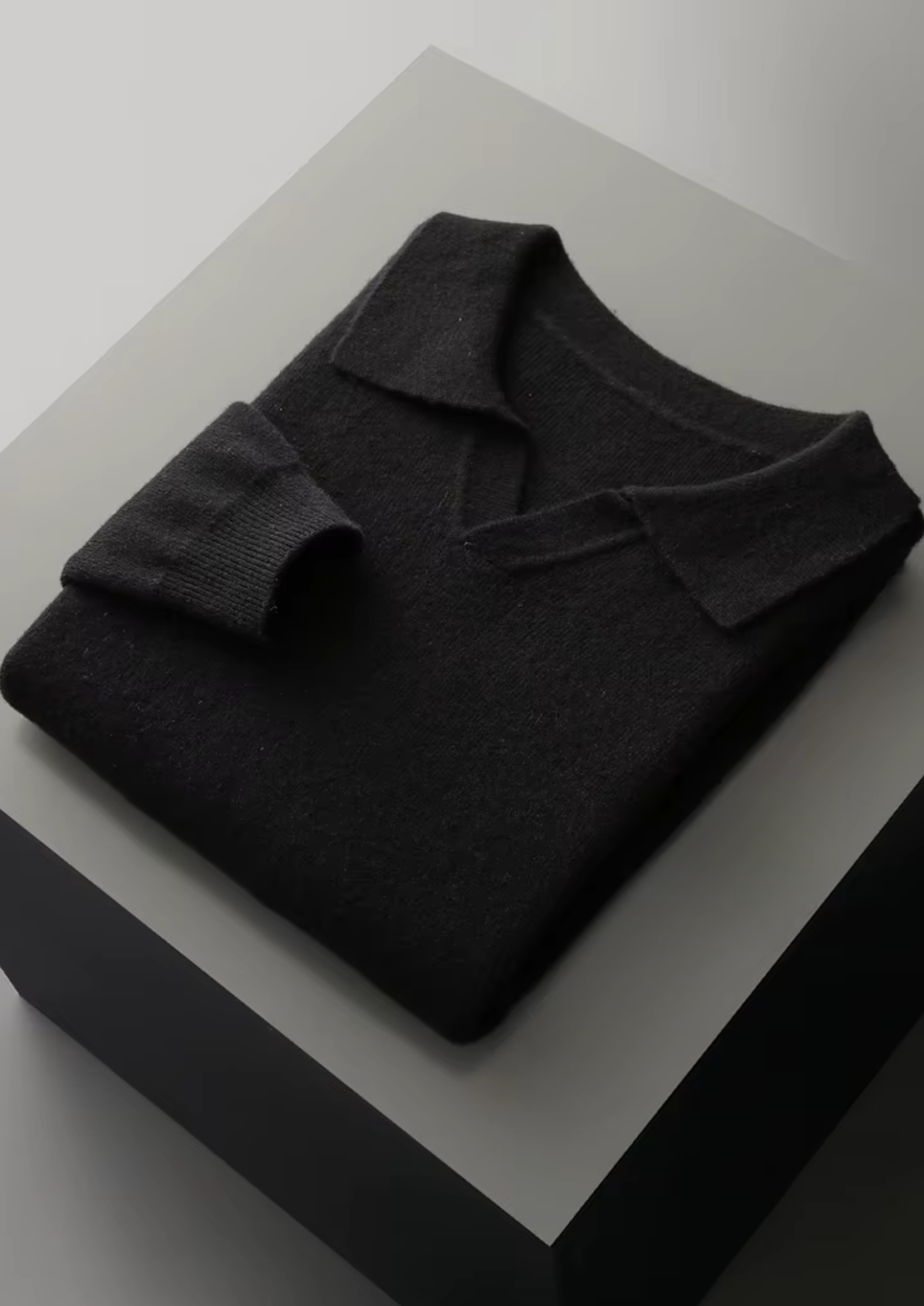 Wool Ribbed Buttonless Polo Shirt for Casual Wear and Layering